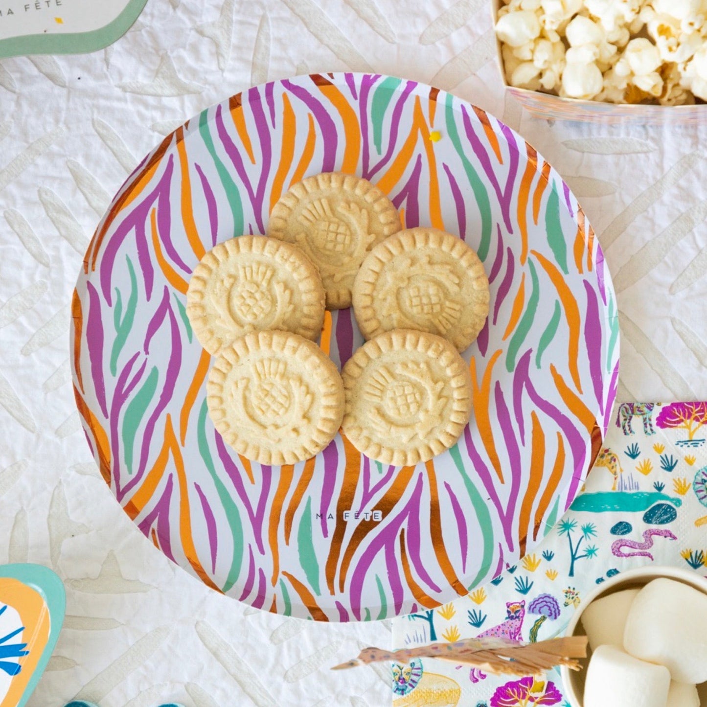 Safari Round Plates (8)