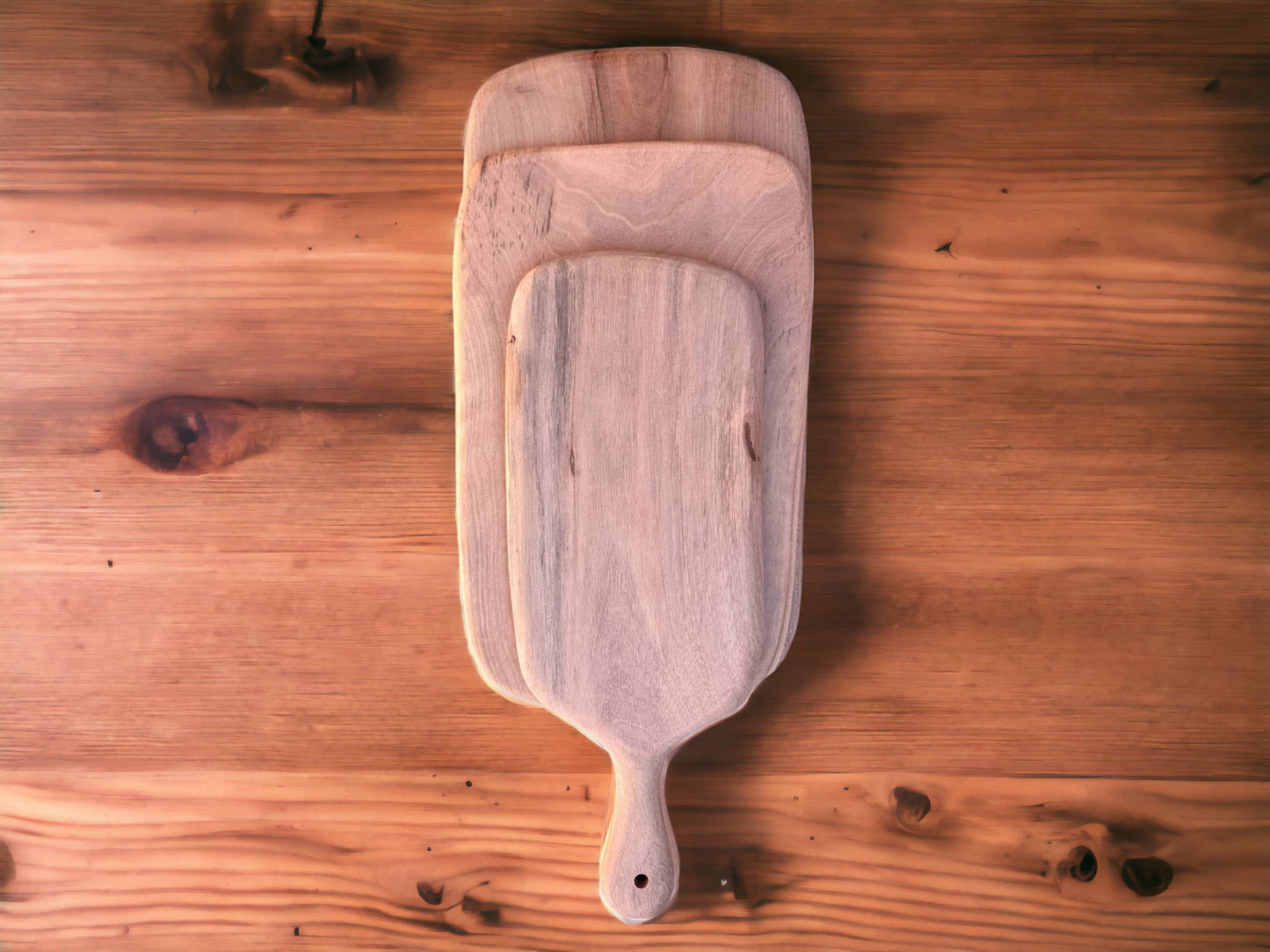 Handcrafted Walnut Wood Chopping Boards – Timeless Elegance for Your Kitchen